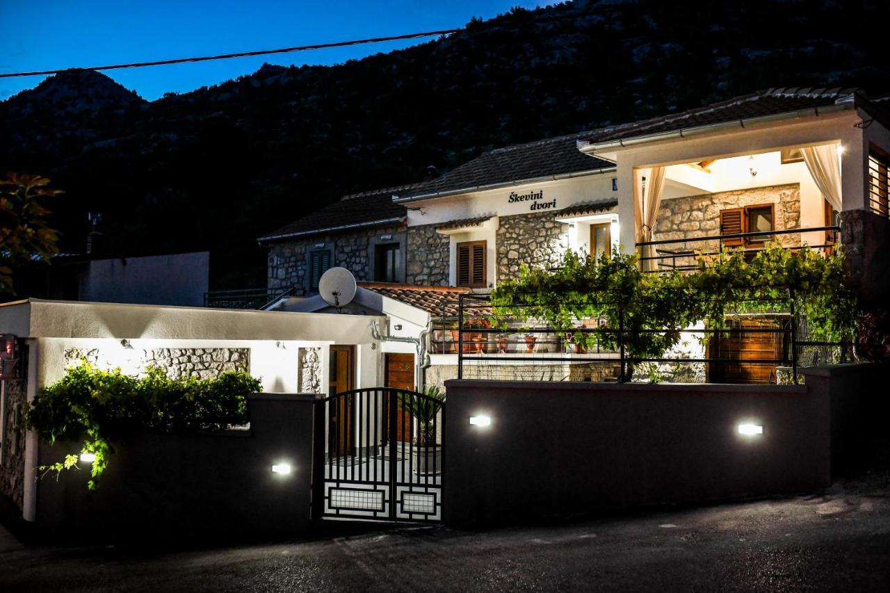 Holiday Home Skevini Dvori Starigrad Paklenica Ngoại thất bức ảnh