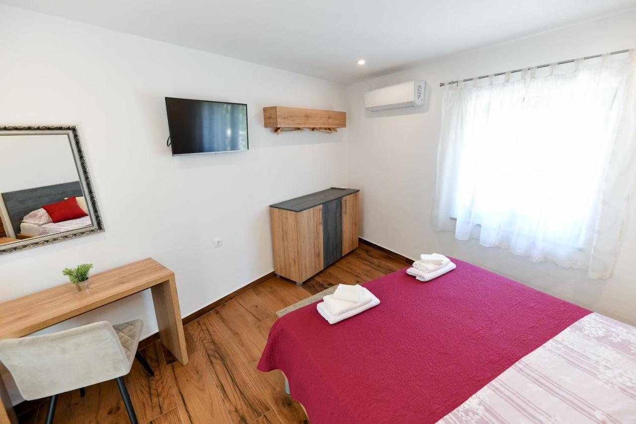 Holiday Home Skevini Dvori Starigrad Paklenica Ngoại thất bức ảnh