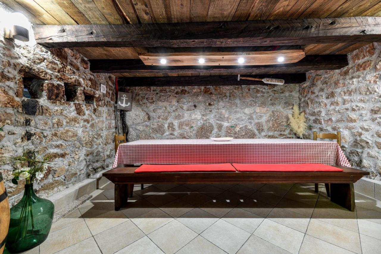 Holiday Home Skevini Dvori Starigrad Paklenica Ngoại thất bức ảnh