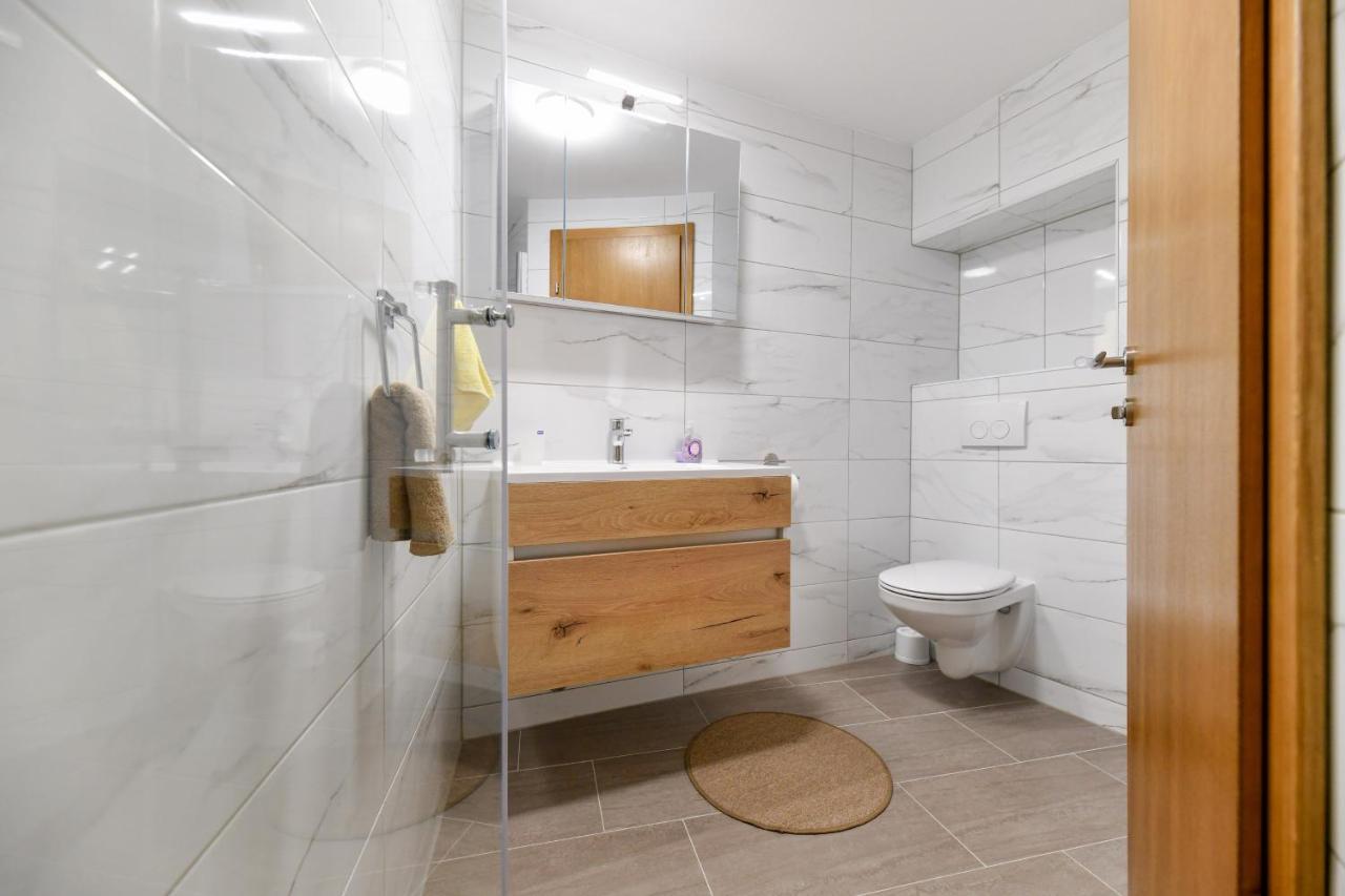 Holiday Home Skevini Dvori Starigrad Paklenica Ngoại thất bức ảnh
