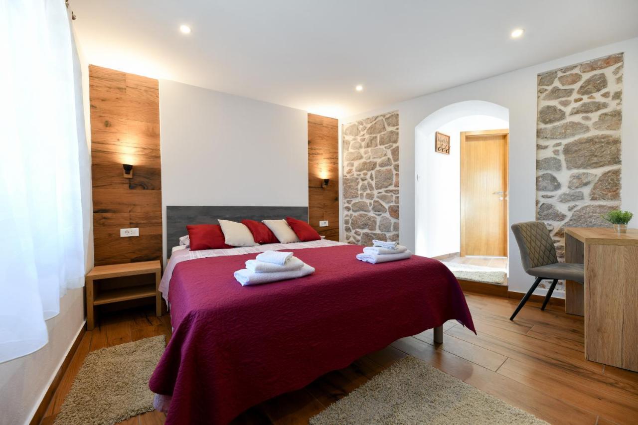 Holiday Home Skevini Dvori Starigrad Paklenica Ngoại thất bức ảnh